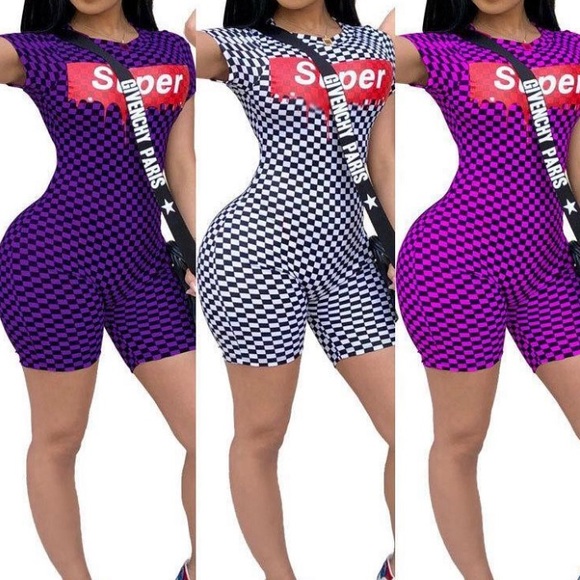 Stylish Jumpsuit - Picture 1 of 3